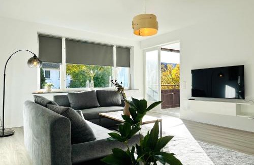 Wolfsburg Apartamento | Großzügige Wohnung - 6 Personen-3 Schlafzimmer- Parkplatz- Waschmaschine-2 Balkone