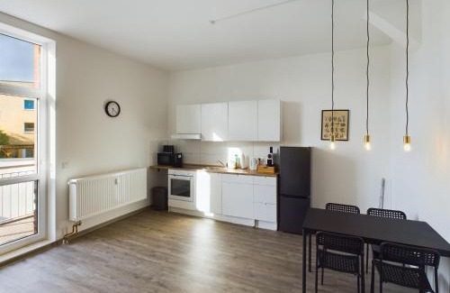 Ottersleben Apartamento | Großzügige Wohnung mit Balkon