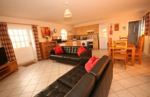 Ivinghoe Casa | Grooms Cottage