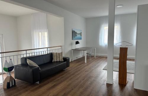 Seengen Apartamento | Grosse Einzimmerwohnung/Büro/Showroom