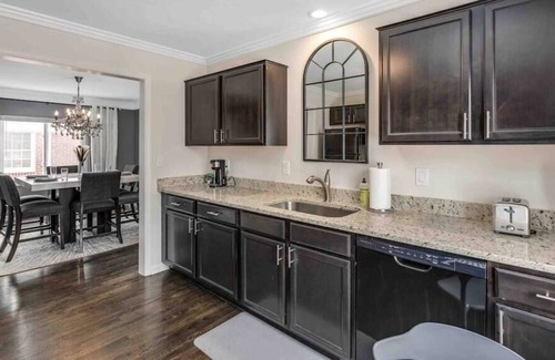 Grosse Pointe Apartamento | Grosse Pointe 3 bedroom upper flat.