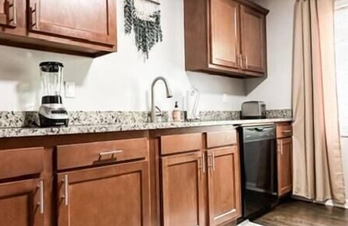 Grosse Pointe Apartamento | Grosse Pointe 3BR Lower flat