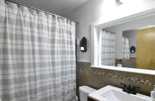 Harper Woods Casa | Área de Grosse Pointe rancho actualizada