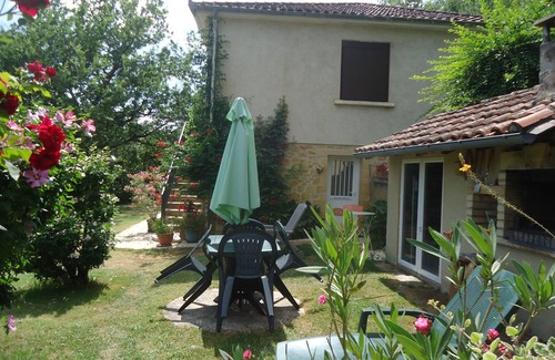 Saint-Cyprien Apartamento | Planta baja casa entrada independiente, tranquilidad
