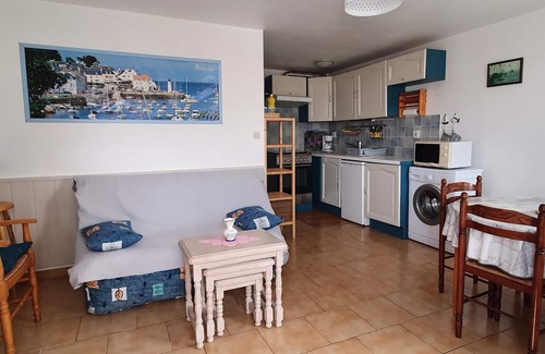 Le Palais Apartamento | Apartamento con jardín y terraza, cerca del puerto.