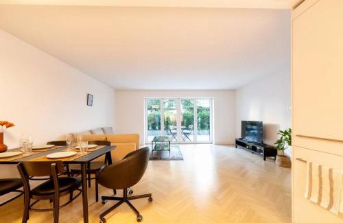 Enge Apartamento | Ground floor apartment - Peaceful living in the city of Zürich