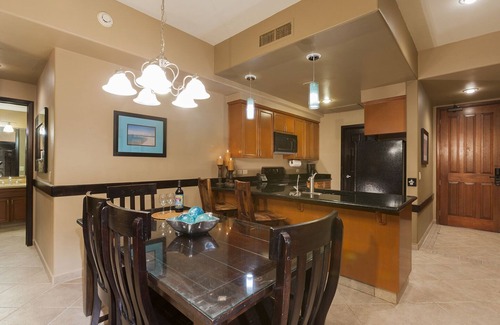 Puerto Penasco Condominio | Planta Baja, frente a la playa W / 2500 pies cuadrados Patio. Pasos a la playa y no hay ascensores!
