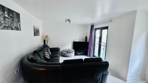 Castle Apartamento | Ground Floor Beach Front Apartment