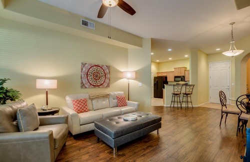 Park Place Apartamento | GROUND FLOOR condo STEPS AWAY from pool & spa!! condo