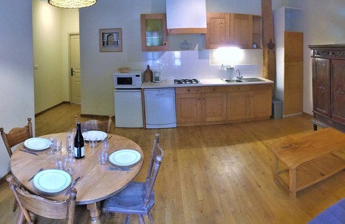 Lafarre Casa | Casa-Baño Privado-Familiar-Vista al Jardín-Gite Béalière