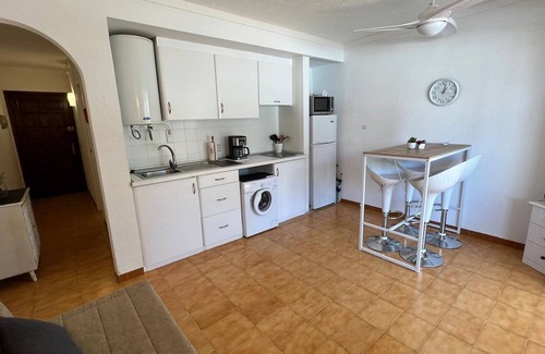 Almadraba-Canyelles Apartamento | Piso planta baja salida piscina AV-03