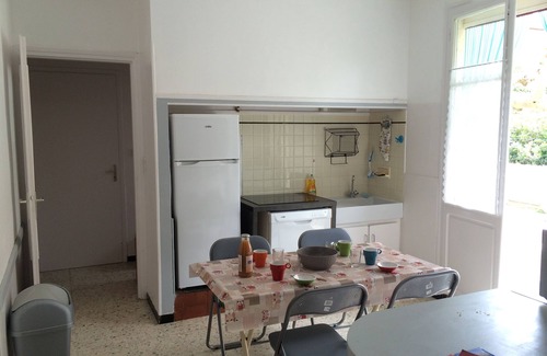 Salses-le-Chateau Cabaña | Planta baja 2/4 pers amplia terraza y jardín privado + Jacuzzi, 15m Mar