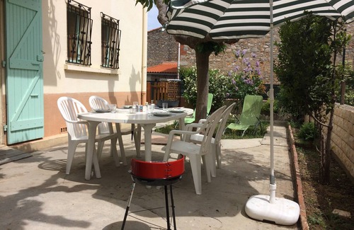 Salses-le-Chateau Cabaña | Planta baja 2/4 pers amplia terraza y jardín privado + Jacuzzi, 15m Mar