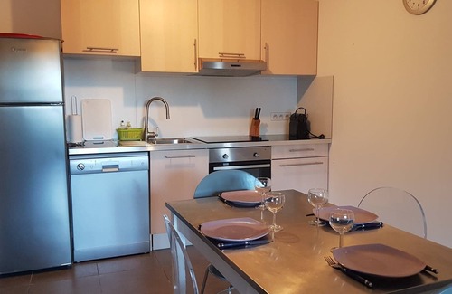 Porticcio Apartamento | Planta baja de villa / cerca de la playa Porticcio / Agosta