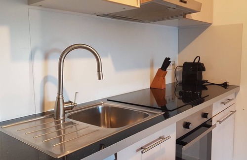 Porticcio Apartamento | Planta baja de villa / cerca de la playa Porticcio / Agosta