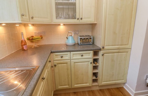 Porthcurno Apartamento | GROUND FLOOR THE HAYLOFT, family friendly, with a garden in Sennen