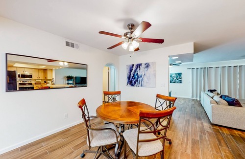 Tempe Casa | Ground-floor townhome with private yard/patio & on-site pools - dog-friendly