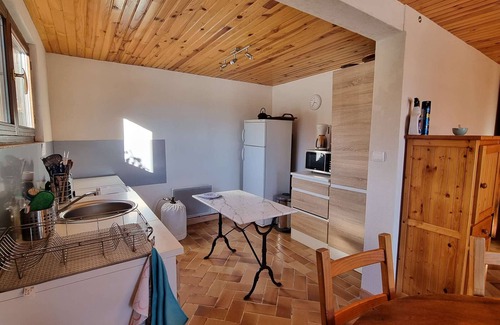 Saint-Michel-de-Chaillol Casa | Apartamento acogedor para 4 personas con jardín privado, cerca del telesilla y parking privado