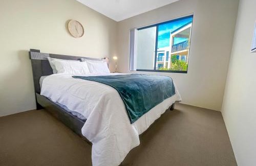 Thornlie Apartamento | Ground Garden-Two King Beds&One Queen Bed