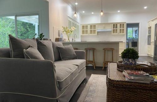 Robertson Casa | Grounds of Robertson. Stylish and Exclusive.