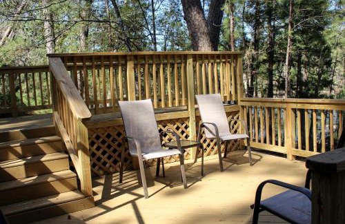 La Grange Casa | Group Cabin with Kayaks and Foosball Table in La Grange, Texas