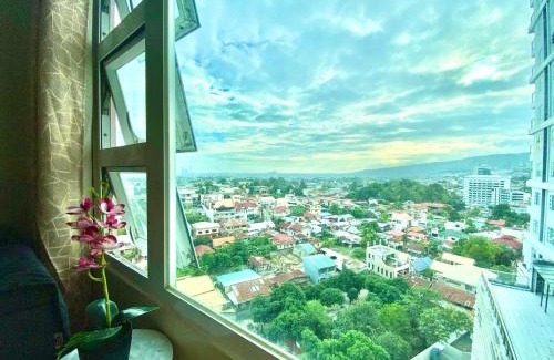 Guadalupe Apartamento | GROUP-FRIENDLY 2BR CEBU CONDO WITH MALL ACCESS