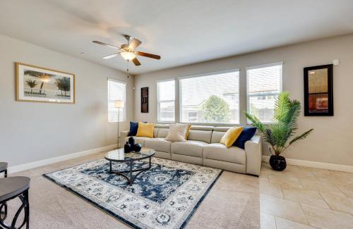 Visalia Casa | Group Getaway 5 Mi to Dtwn Visalia