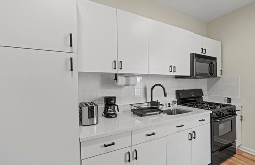North Bergen Apartamento | Group Retreat 15Min > NYC, MetLife, Mall + Free Parking