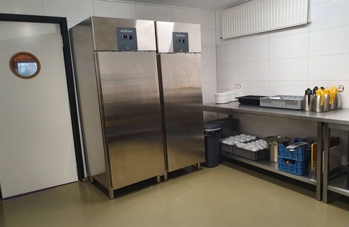 Bant Casa | Group Stay in Eigen Wijze Near Playing Field