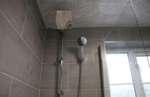 Cheetham Hill Casa | Group Stay Sleeps 7 Manchester city contractors and family