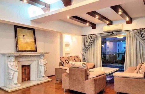 Phu My Hung Apartamento | GRUPO STAY350sq Penthouse + Roof Deck