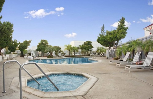 Torrance Casa | Group Vacay! Four Modern Units, Pool, Hot tub, Parking