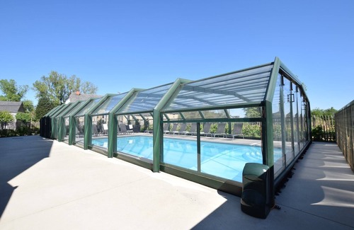 Sainte-Cecile Casa | Villa para grupos con piscina y sauna