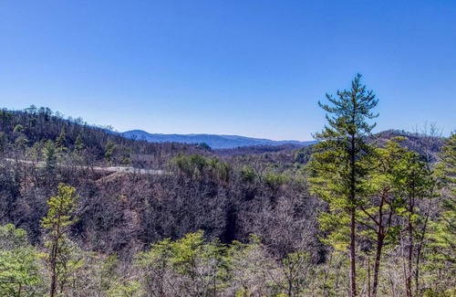 Wears Valley Casa | Grouse Ridge Lodge cabin