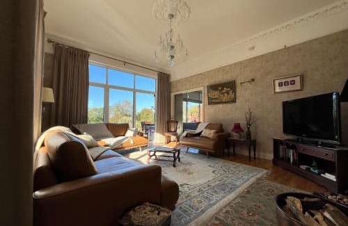 Tullow Casa | Grove Cottage at The Lodge