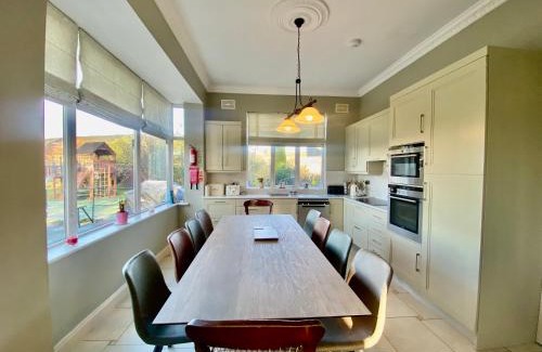 Tullow Casa | Grove Cottage at The Lodge