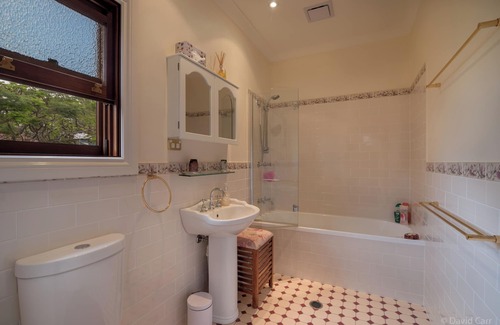 Ashgrove Cama Y Desayuno | Grove Manor