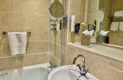 Burnham Hotel | Grovefield House Hotel