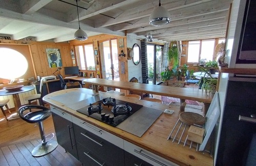 Gruissan Plage Chalet De Esquí | Gruissan plage, 100 m from the beach, sea view 4 people, atypical chalet!