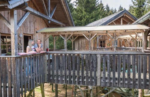 Kopfing im Innkreis Casa | Gruppenbaumhaus - Baumhotel