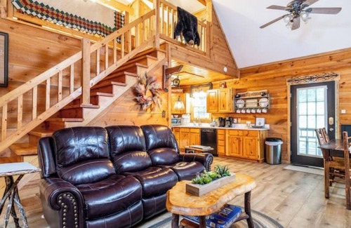 Townsend Casa | GSMNP Hillside Hideaway