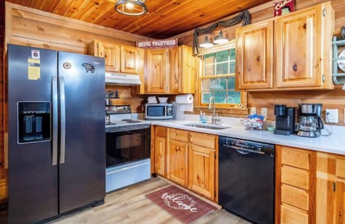 Townsend Casa | GSMNP Hillside Hideaway