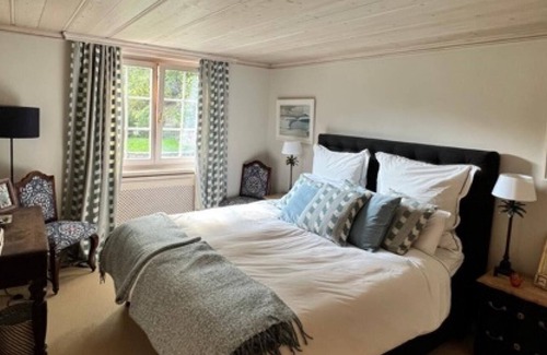 Rougemont Apartamento | Gstaad , Switzerland skiing from exclusive Rougemont chalet apartment,