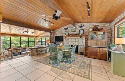 Canyon Lake Casa | Guadalupe River Cabin with Kayaks and BBQ
