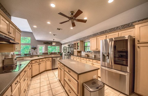 New Braunfels Casa | Guadalupe Riverfront Home! Multi level deck, fire pit. pool table & 2 dogs!
