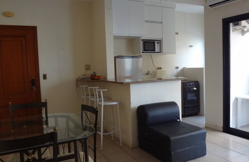 Pitangueiras Apartamento | Guaruja Pitangueiras 2 camas / suite - Flat Capitania Varan - Aire acondicionado