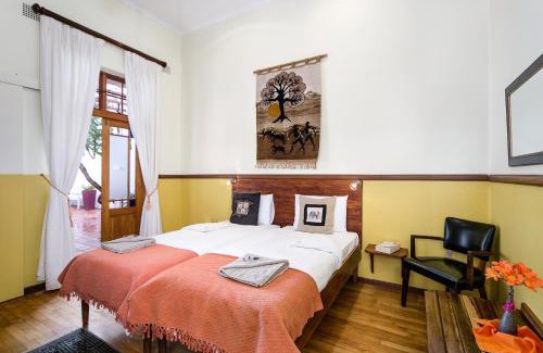 Robertson Casa | GuBas De Hoek meet eat sleep
