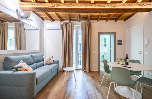 San Lorenzo Apartamento | Guelfa 4 Guests with terrace, AC & Wi-Fi