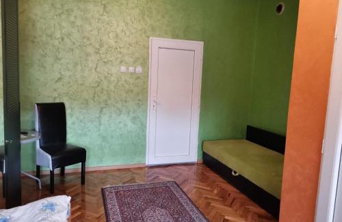 Novi Becej Casa | Guest Accommodation Azucki