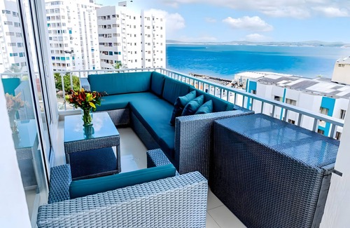 Cartagena District Apartamento | Guest-friendly 2BR Apt with perfect location
